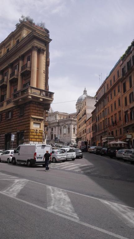 Roma Rooms Colosseum Esterno foto